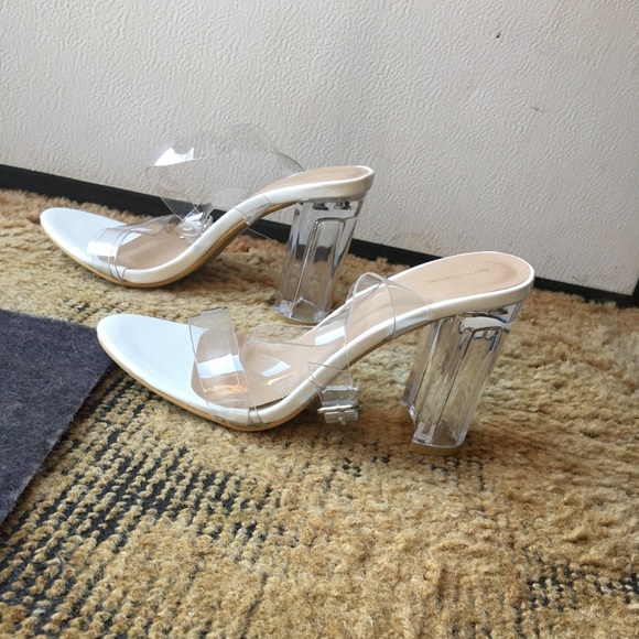 Women’s PrettyLittleThing nude clear block heel sandal - Picture 10 of 16